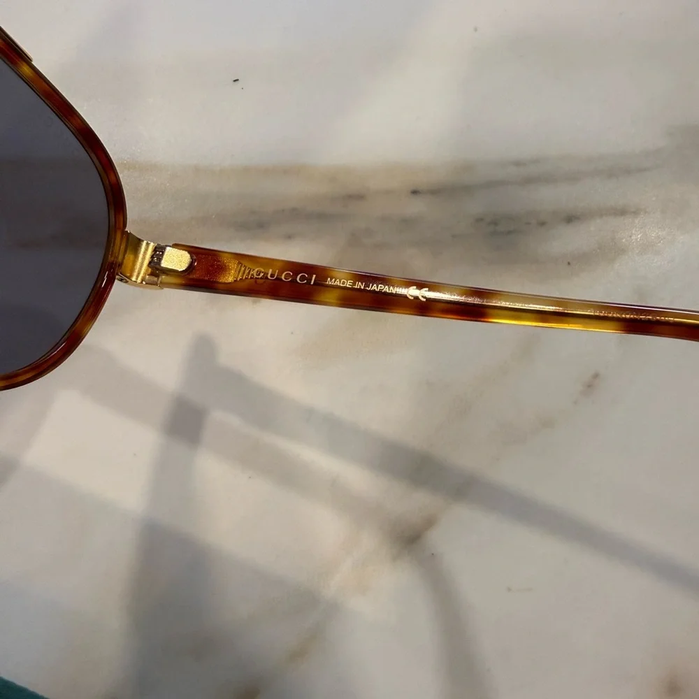 Gucci Aviator Sunglasses - Picture 6 of 9